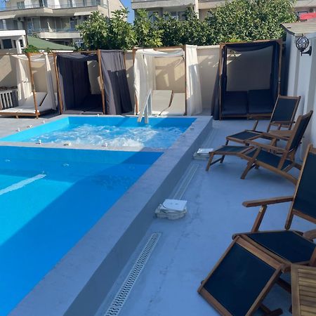 Family Hotel Malibu تشيرنوموريتس المظهر الخارجي الصورة