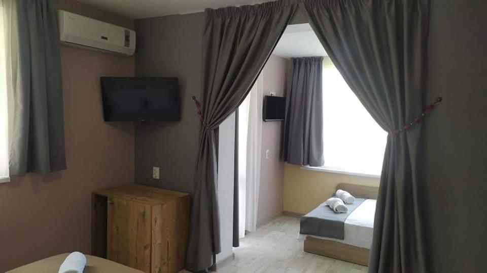 Family Hotel Malibu تشيرنوموريتس المظهر الخارجي الصورة