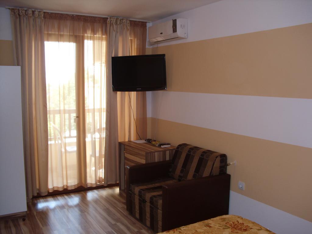 Family Hotel Malibu تشيرنوموريتس المظهر الخارجي الصورة