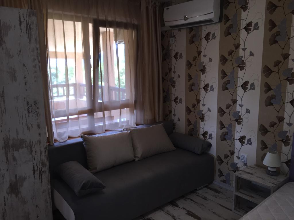 Family Hotel Malibu تشيرنوموريتس المظهر الخارجي الصورة